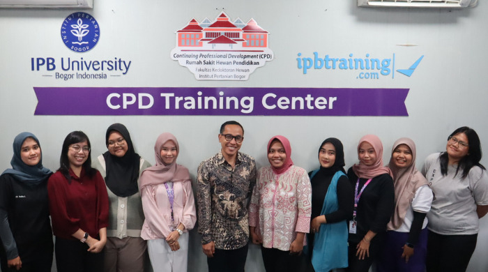 IPB University faculty and Kreloses team during onsite system training